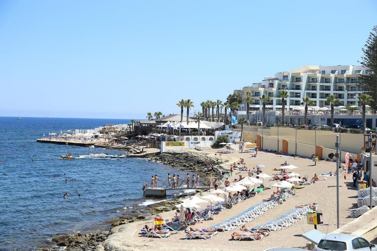 malta bugibba spiaggia