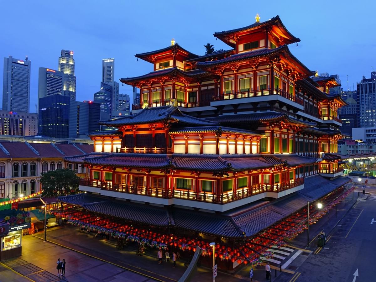 buddha tooth relic temple singapore